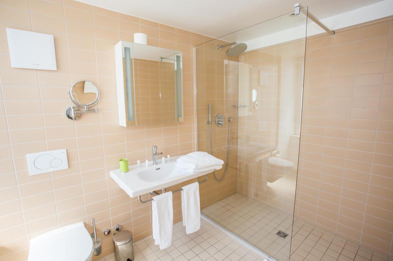 Guest House Le Charlot Vevey Quarto foto